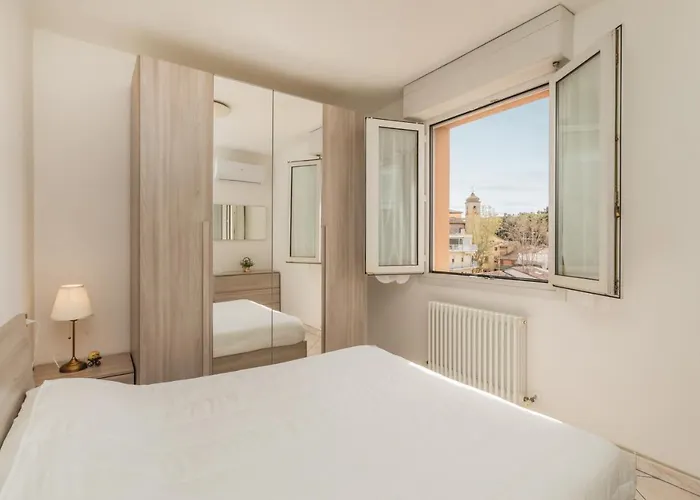 Patty Sweet Home, Centro